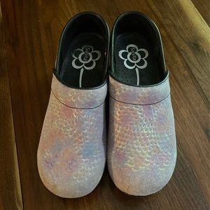 Sanita clogs size 38